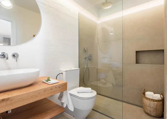 V50 Bella Vista Вилла *