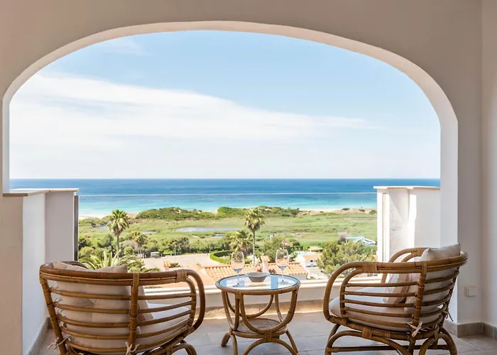 V50 Bella Vista فيلة *