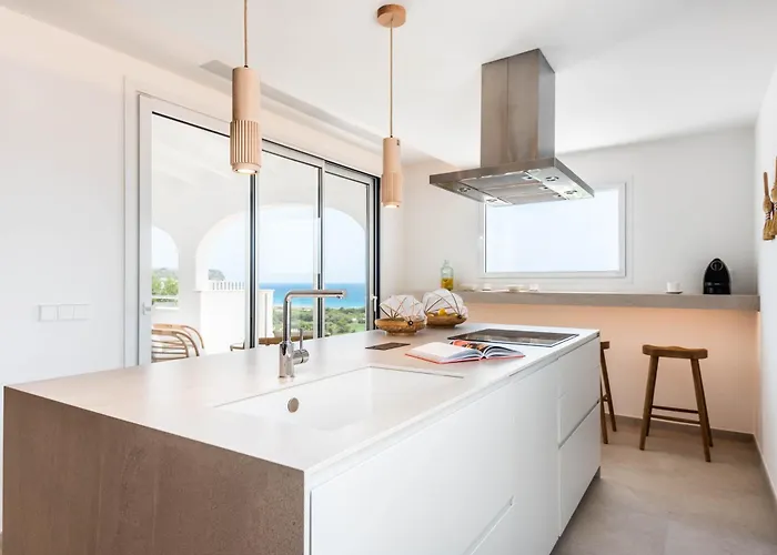 V50 Bella Vista سون بو